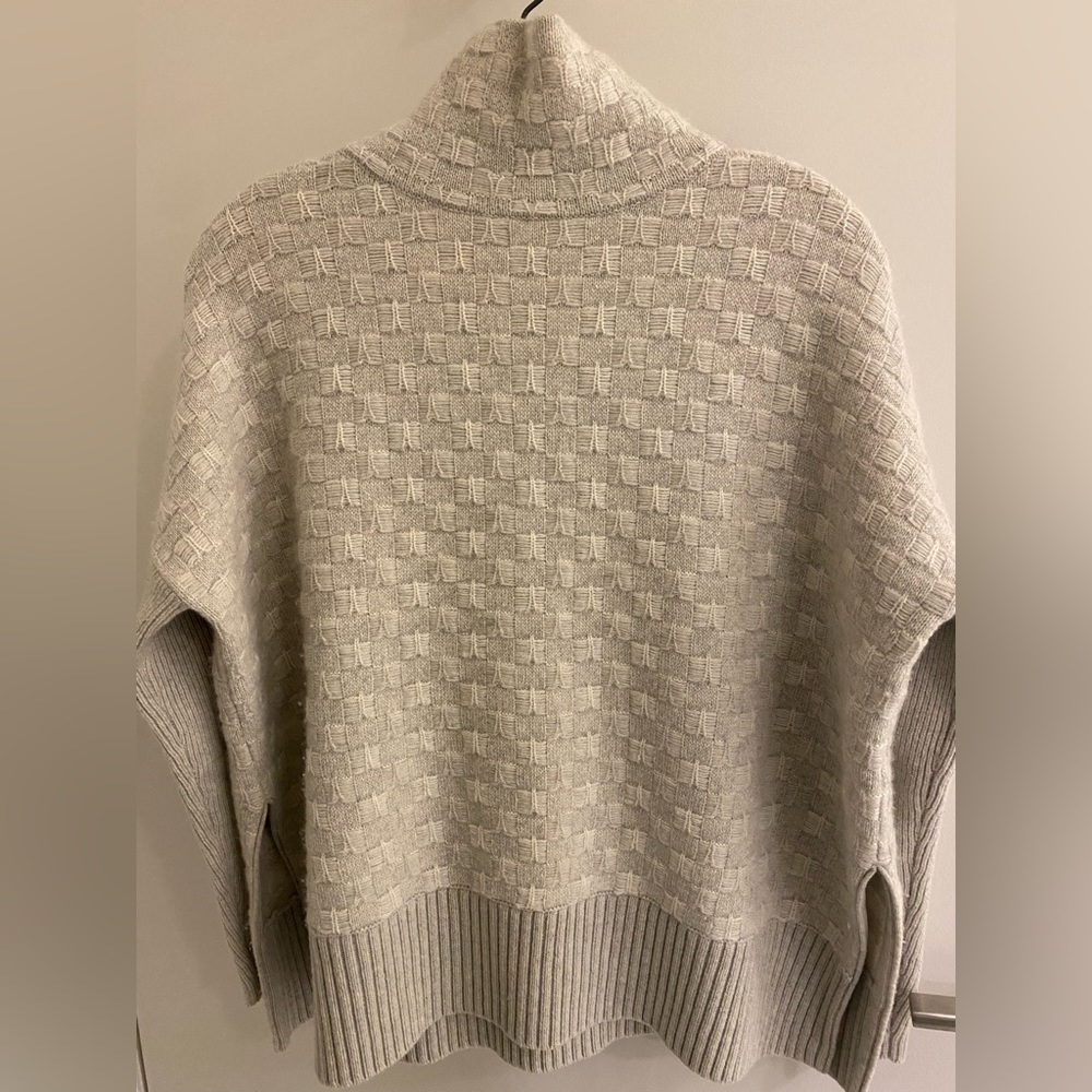 Club Monaco Cashmere Sweater - Women's XS